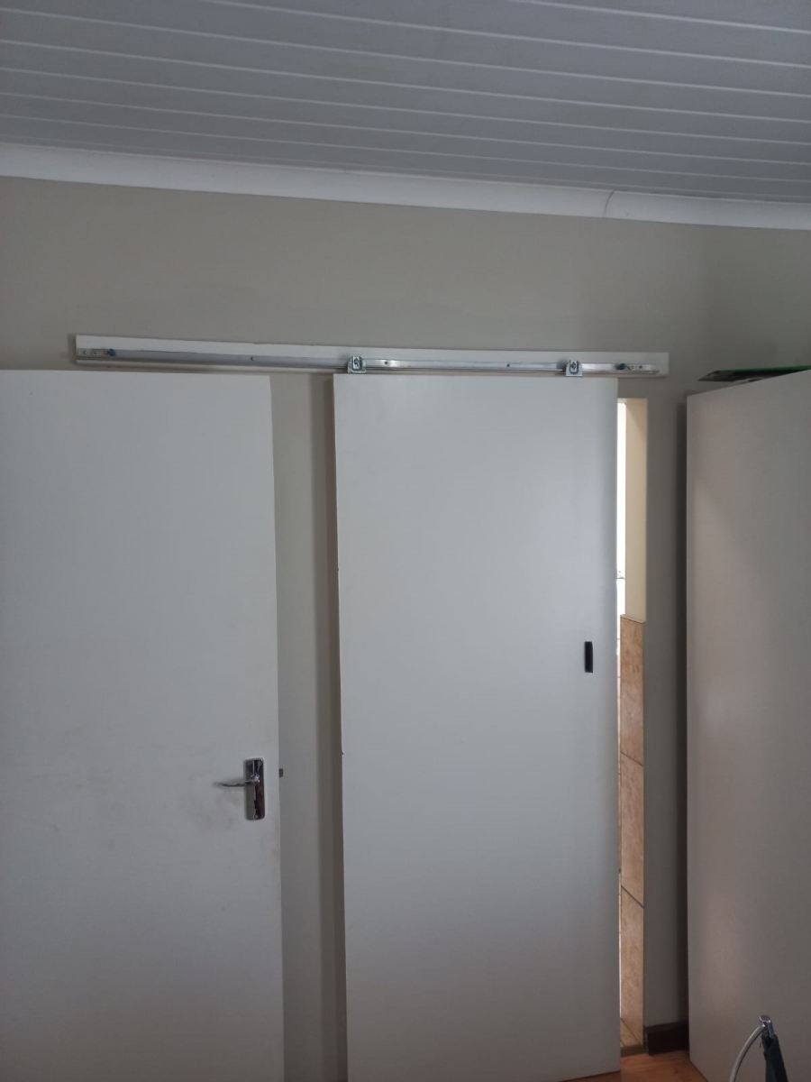 3 Bedroom Property for Sale in Paarl East Western Cape